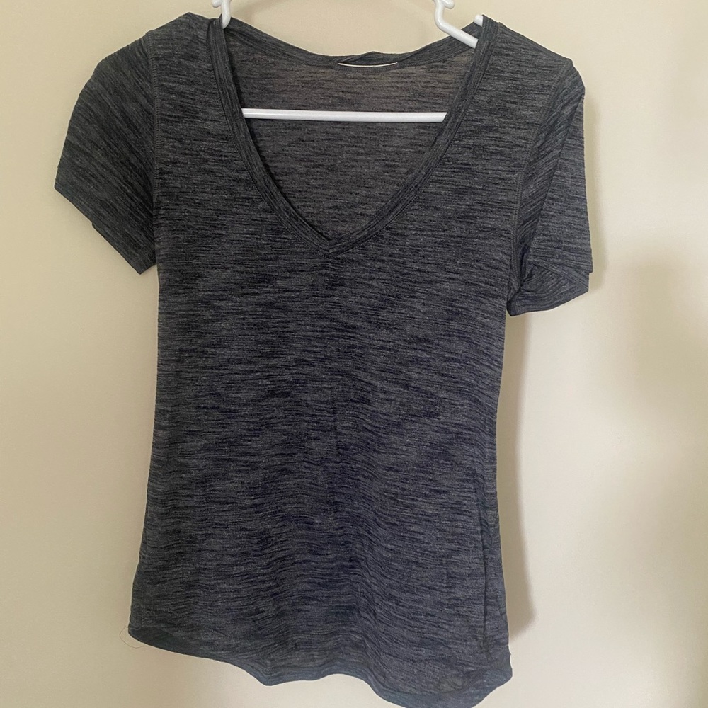 LuLuLemon Heather Gray Shirt